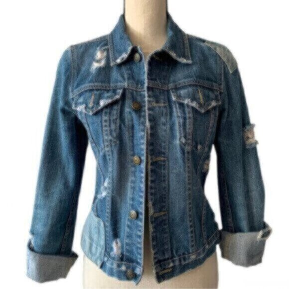 Earl Jean Distressed Patchwork Jean Jacket - Picture 4 of 17